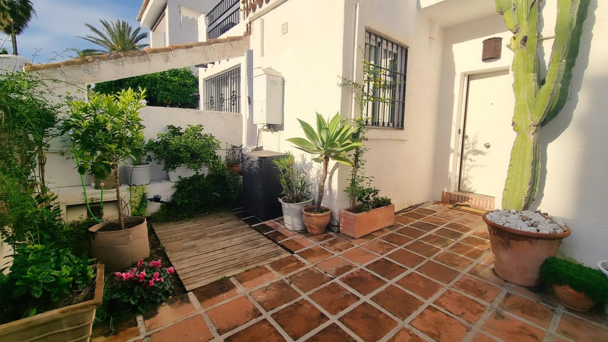4 Bed House With Pool Walk To Puerto Banus Fast Internet Villa Marbella Eksteriør billede